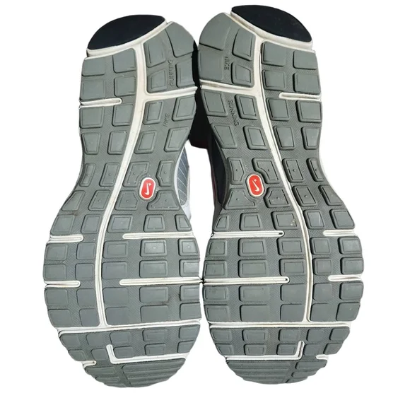 Nike Womens Gray Pink Mesh Flywire Sneakers Size US 10 - Picture 2 of 10